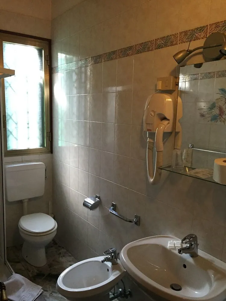 Villa Teresa Mestre Guest house